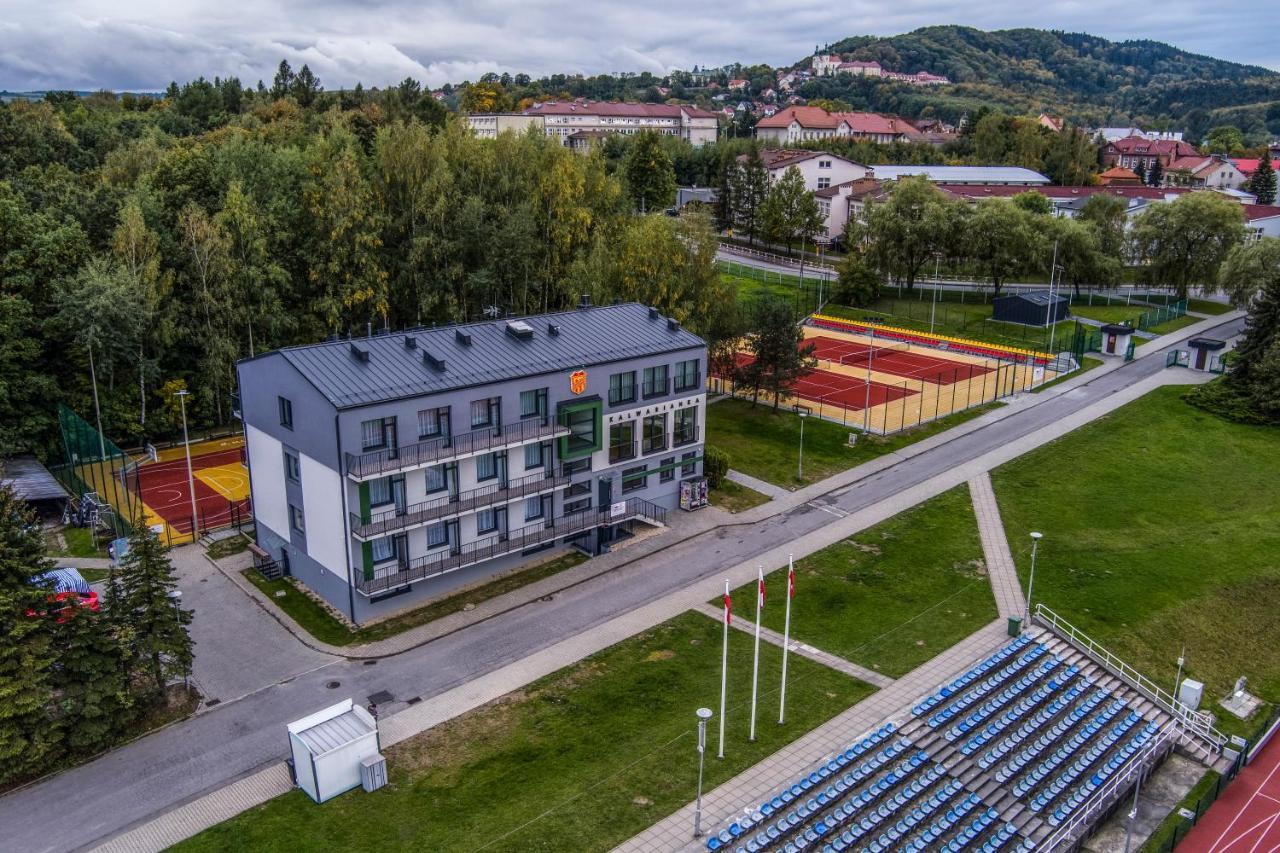 Pawilon Sportowo Turystyczny Kalwarianka Hostel กัลวาเรีย เซบริซิดอว์สกา ภายนอก รูปภาพ