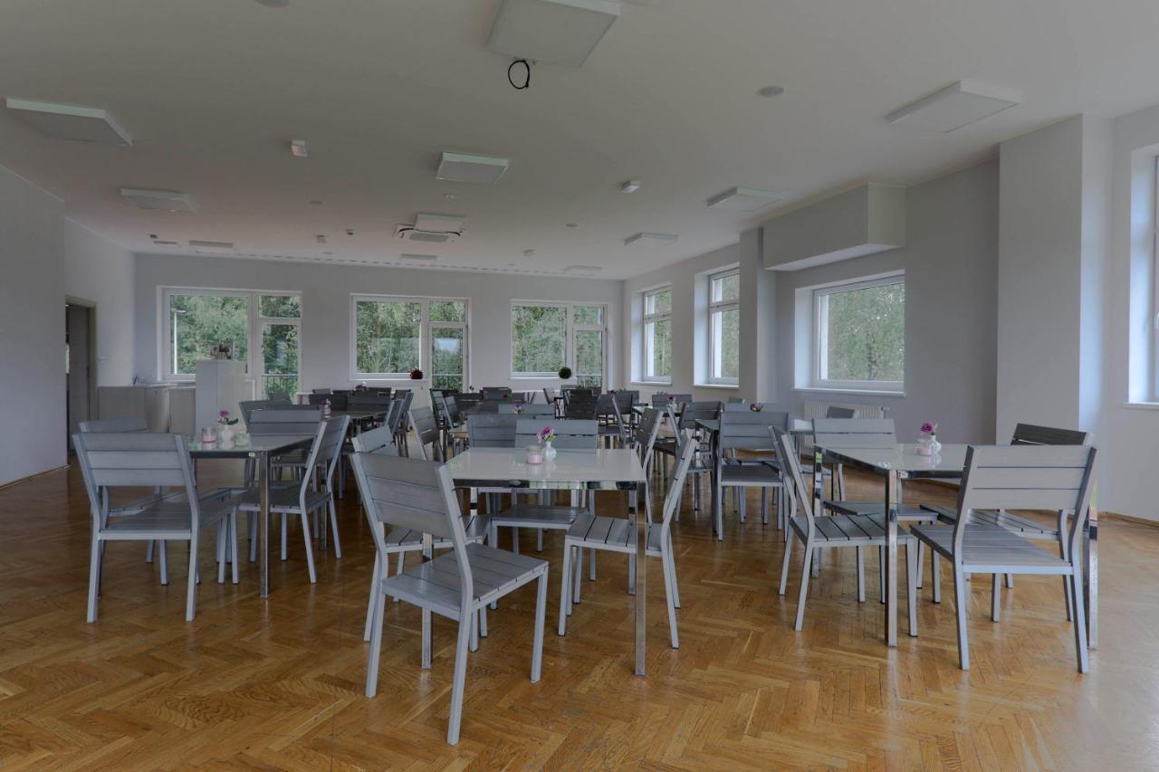 Pawilon Sportowo Turystyczny Kalwarianka Hostel กัลวาเรีย เซบริซิดอว์สกา ภายนอก รูปภาพ