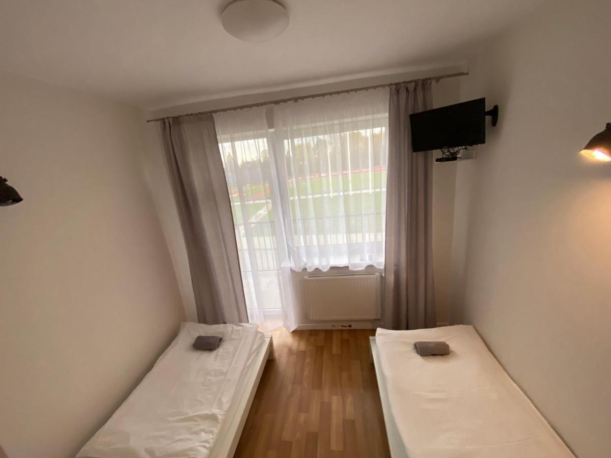 Pawilon Sportowo Turystyczny Kalwarianka Hostel กัลวาเรีย เซบริซิดอว์สกา ภายนอก รูปภาพ